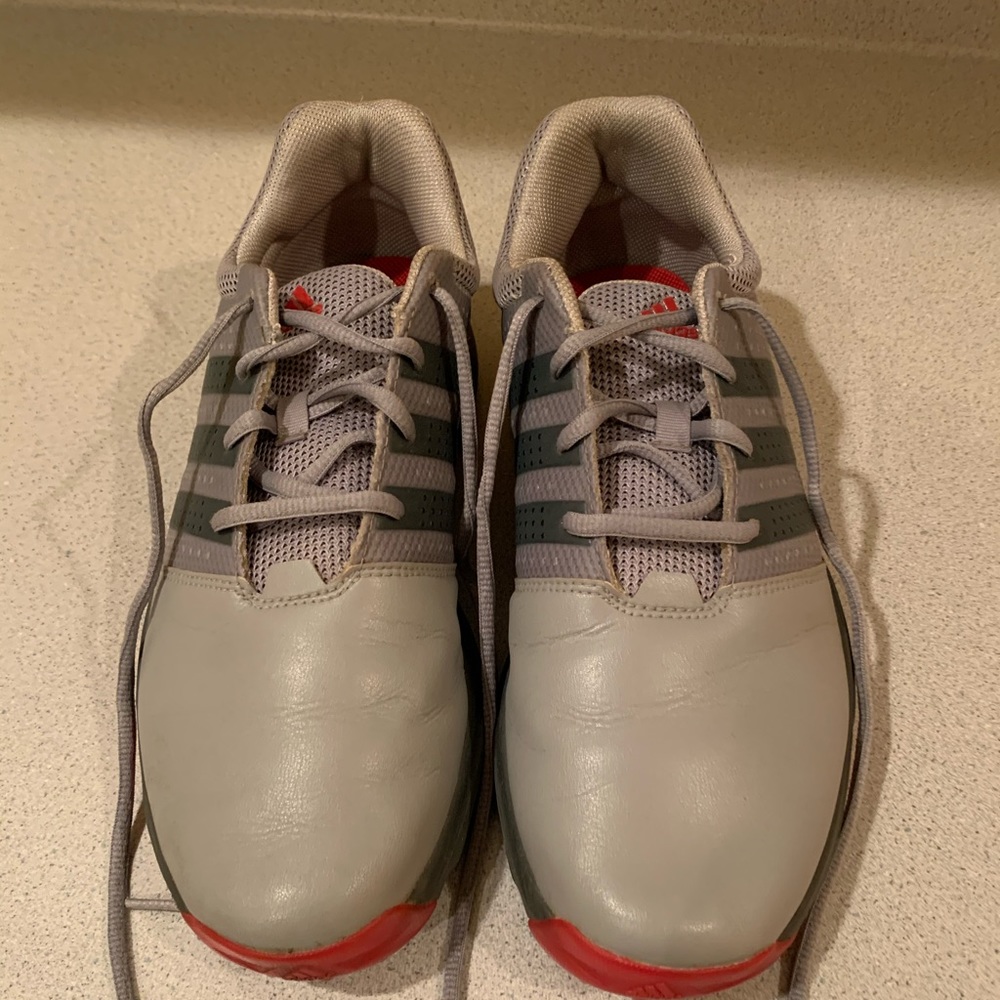 Men’s 9 1/2 Adidas Golf shoes